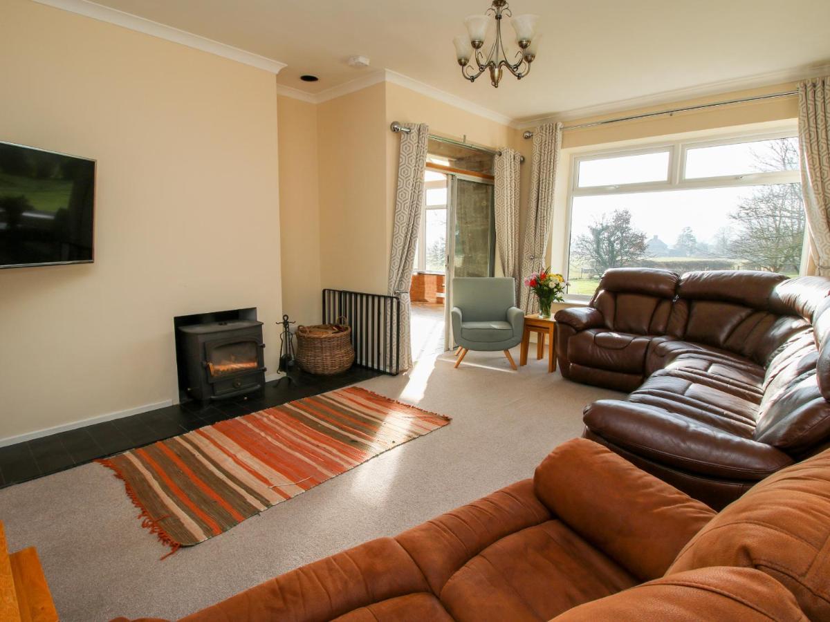 Acton  Bicton Lea 빌라 외부 사진