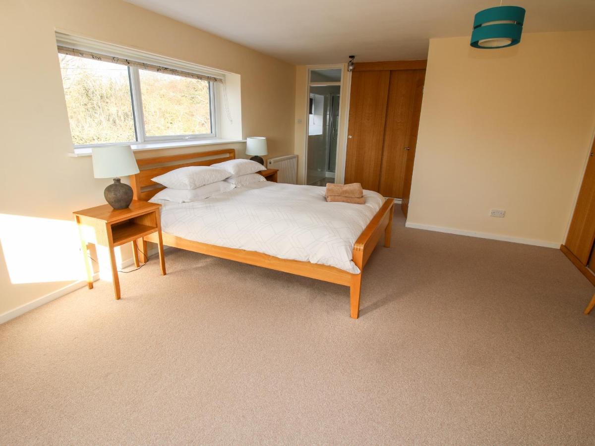 Acton  Bicton Lea 빌라 외부 사진