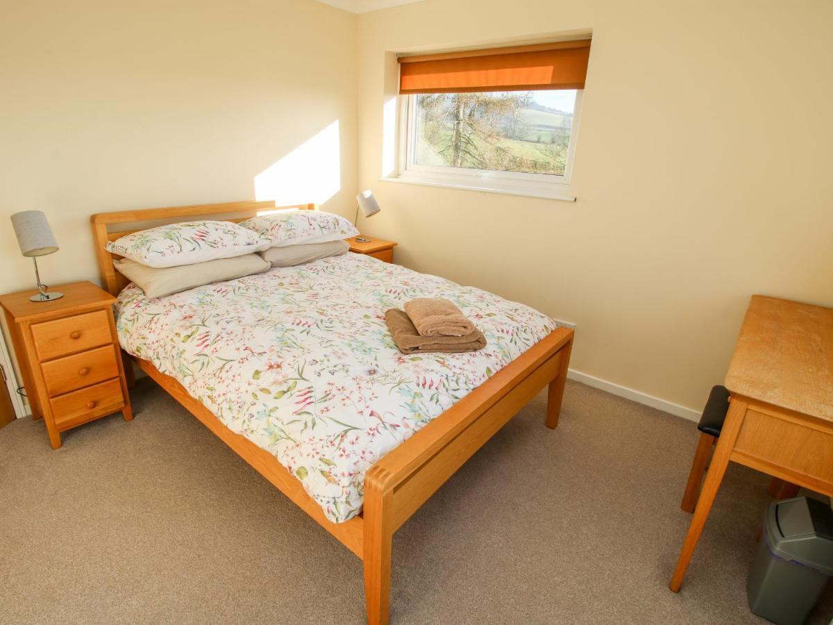 Acton  Bicton Lea 빌라 외부 사진