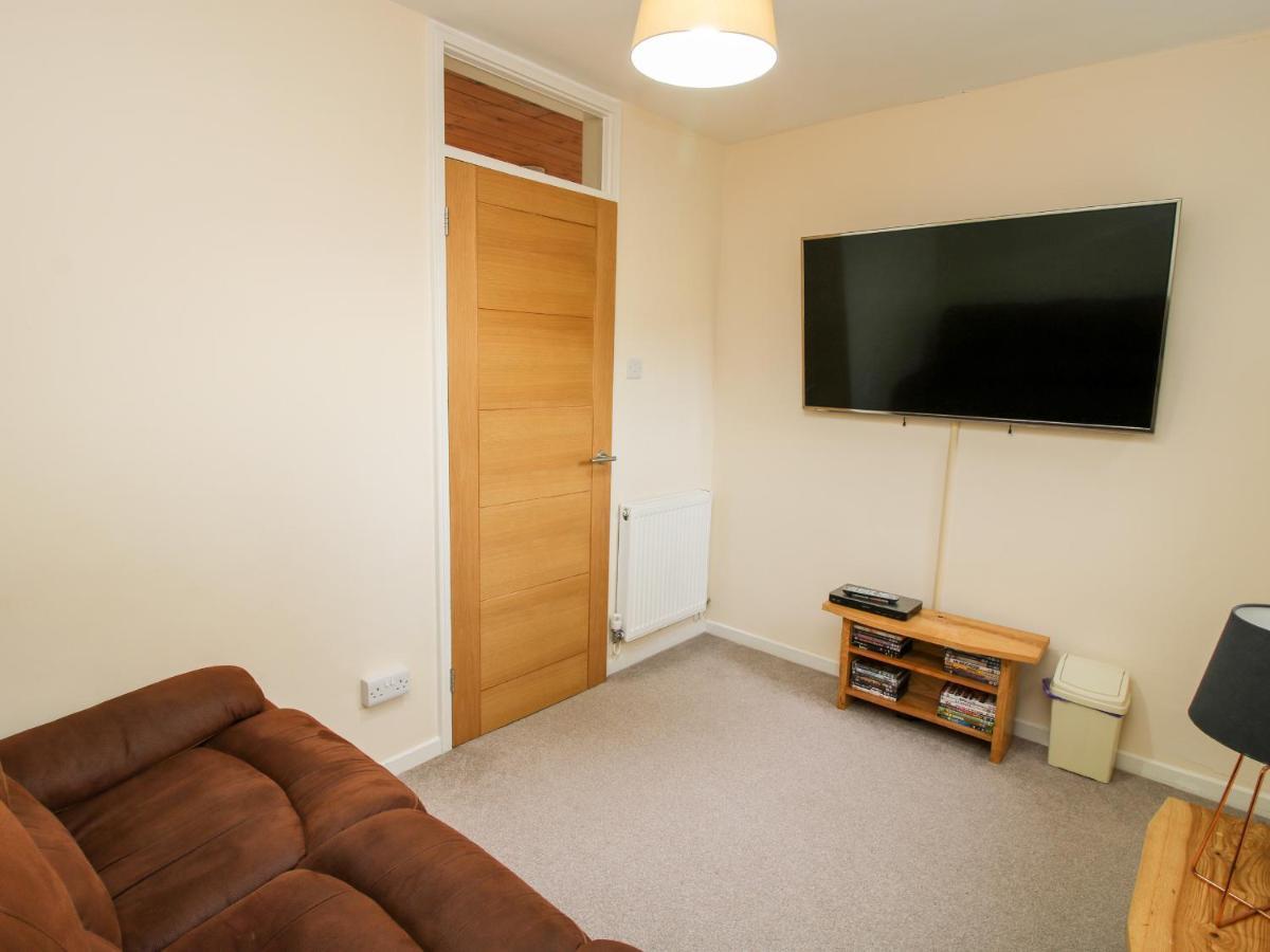 Acton  Bicton Lea 빌라 외부 사진