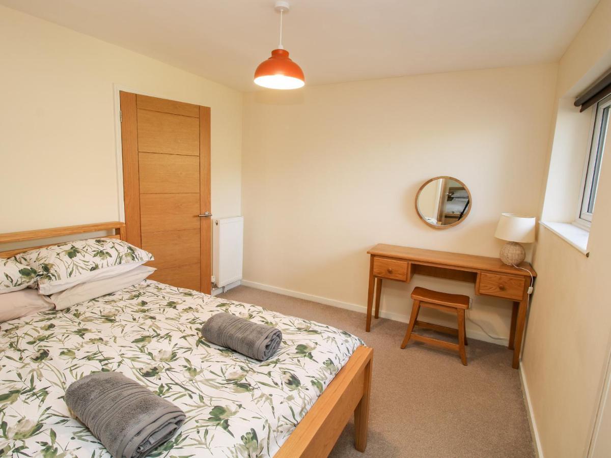 Acton  Bicton Lea 빌라 외부 사진