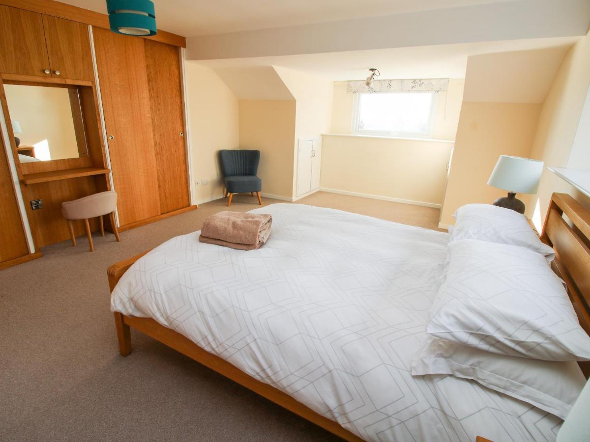 Acton  Bicton Lea 빌라 외부 사진